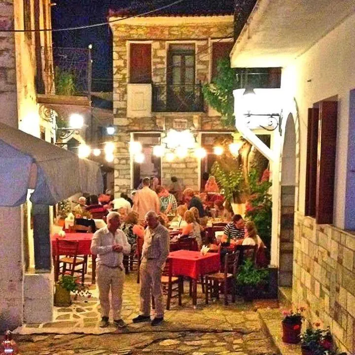 Taverna Alexandros, Skiathos town